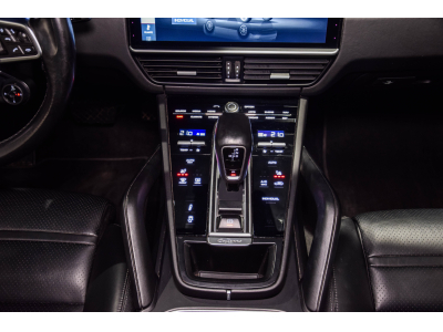 Porsche Cayenne E-Hybrid 3.0