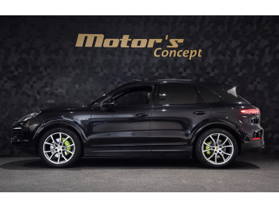 Porsche Cayenne E-Hybrid 3.0