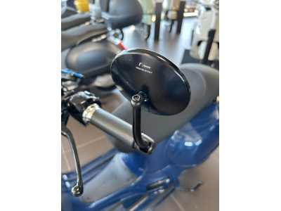 Vespa Faro Basso SEI GIORNI STH71 Edition 300