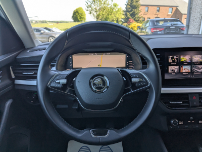 Skoda Kamiq 1.0 TSI AMBITION CARPLAY GPS PHARES LED CAMERA