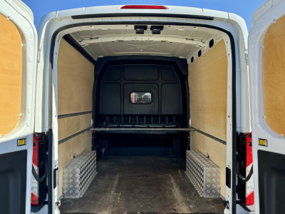 Ford Transit Custom 2.0 TDCi 170 L2H2 DOPPELKABINE 6 SITZE