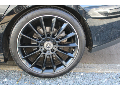 Mercedes-Benz CLA 200 Shooting Brake D AMG LINE PANO CUIR NAVI FULL OPTIONS