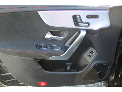 Mercedes-Benz CLA 200 Shooting Brake D AMG LINE PANO CUIR NAVI FULL OPTIONS