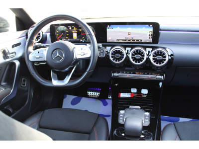 Mercedes-Benz CLA 200 Shooting Brake D AMG LINE PANO CUIR NAVI FULL OPTIONS