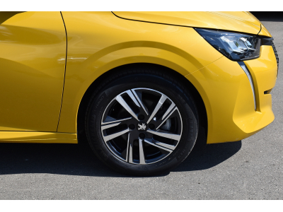 Peugeot 208 1.2 PureTech Allure EAT8
