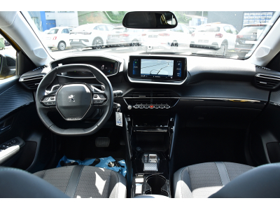 Peugeot 208 1.2 PureTech Allure EAT8
