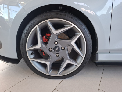 Ford Fiesta 1.5 ST Performance MAXTON DESIGN, B&O, NAVI, LED, CUIR, CAMERA, ALU 18''