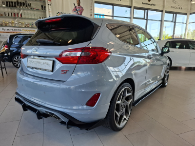 Ford Fiesta 1.5 ST Performance MAXTON DESIGN, B&O, NAVI, LED, CUIR, CAMERA, ALU 18''