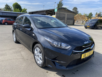 Kia Ceed SW 1.6 crdi 100kw AUTOMATIQUE Sportswagon CRDi Navi Touch Kamera