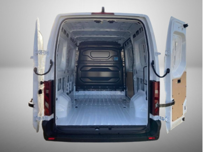 Renault Master 2.0 dCi 130 L2H2 Extra