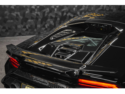 Lamborghini Huracán TECNICA LP 640-2 - NERO NOCTIS / VERDE SCANDAL