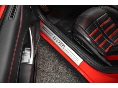 Ferrari F12 Berlinetta V12 - ROSSO CORSA