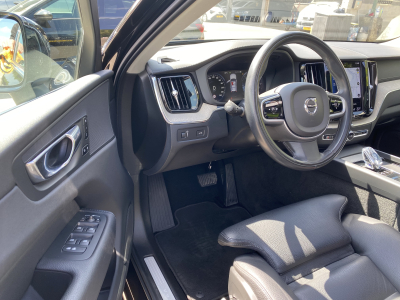 Volvo XC60 B4 D 197cv  Inscription Pano ACC Cuir AHK  Keyless RFK