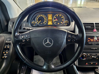 Mercedes-Benz A 200 ELEGANCE AUTO