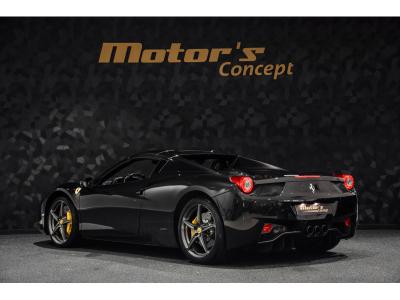 Ferrari 458 Spider V8