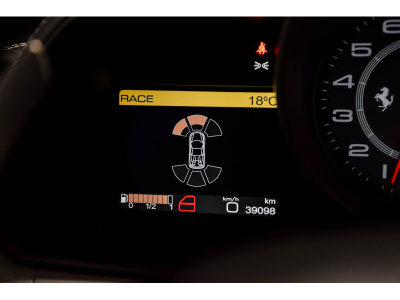 Ferrari 458 Spider V8