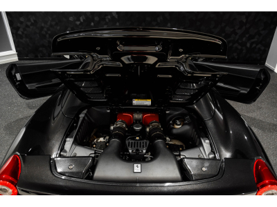 Ferrari 458 Spider V8