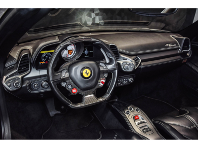 Ferrari 458 Spider V8