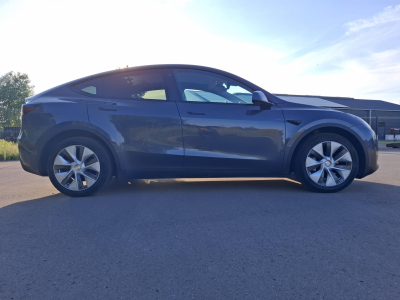 Tesla Model Y Long Range Dual Motor AWD