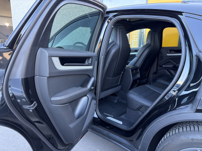 Porsche Cayenne Coupe FACELIFT E-Hybrid / PANORAMA / ACC / 360° / CHRONO