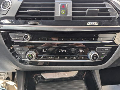 BMW X3 XDRIVE20D PACK M CARPLAY GPS LED CAMERA 360