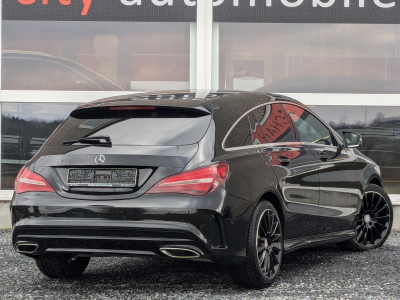 Mercedes-Benz CLA 180 Shooting Brake 180d BOITE AUTO PACK AMG CARPLAY GPS TOIT PANO