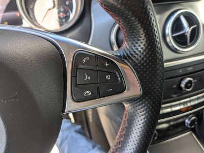 Mercedes-Benz CLA 180 Shooting Brake PACK AMG CAMERA GPS BLUETOOTH LED