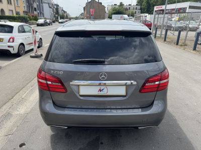 Mercedes-Benz B 250 211 AMG line 7G-DTC