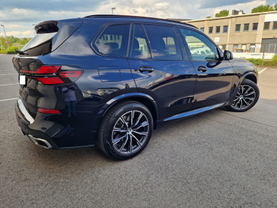 BMW X5 xDrive 40i PACK M 2023 381CV Mild Hybrid 48V