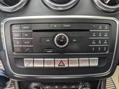 Mercedes-Benz A 200 A 200d  GPS TOIT PANO OUV CAMERA BLUETOOTH