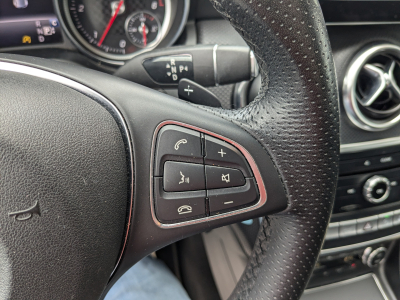 Mercedes-Benz A 200 A 200d  GPS TOIT PANO OUV CAMERA BLUETOOTH
