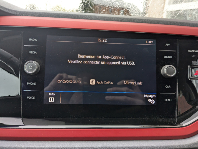 Volkswagen Polo 1.0 TSI Beats Edition CARPLAY APS AV/ARR BLUETOOTH