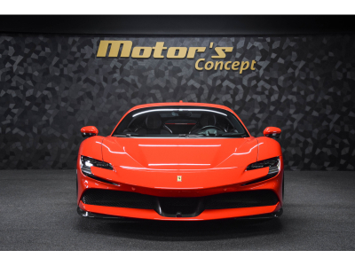 Ferrari SF90 Stradale ROSSO SCUDERIA