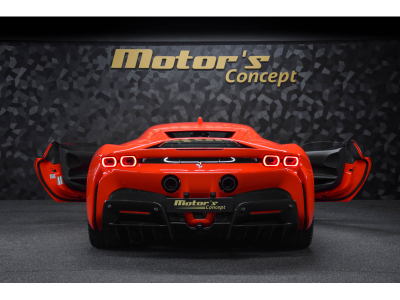 Ferrari SF90 Stradale ROSSO SCUDERIA