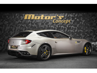 Ferrari FF V12 - GRIGIO INGRID 720
