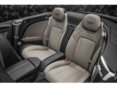 Bentley Continental GTC V8 - HALLMARK SILVER / PACK CARBONE