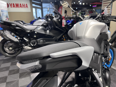 Yamaha MT-125 Ceramic Ice