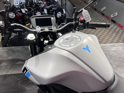 Yamaha MT-125 Ceramic Ice