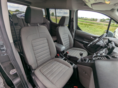 Ford Tourneo Connect 1.5 TDCI CARPLAY ATTELAGE TOIT PANO