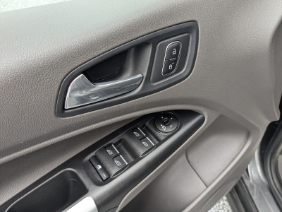 Ford Tourneo Connect 1.5 TDCI CARPLAY ATTELAGE TOIT PANO