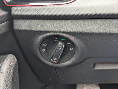 Skoda Kamiq 1.0 TSI DSG MONTE CARLO TOIT PANO CAMERA CARPLAY