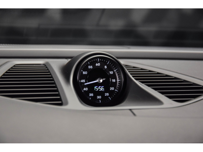 Porsche Macan 4