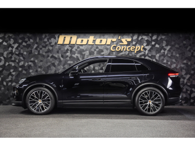 Porsche Macan 4