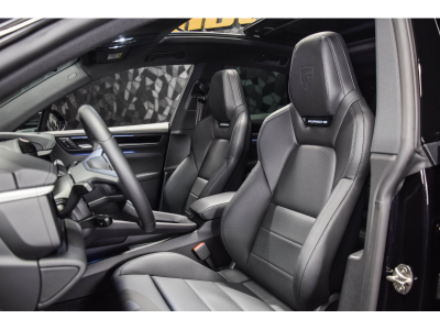Porsche Macan 4