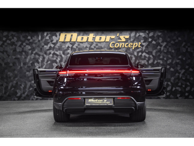 Porsche Macan 4