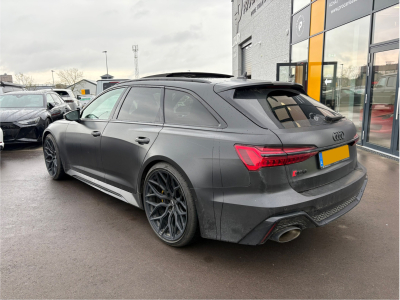 Audi RS6 Avant 4.0 TFSI quattro/Bang&Olufsen/ Keramik/PANO/HUD/Pack RS/22/360°