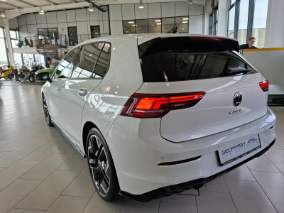 Volkswagen Golf NEW MODEL VIII 2.0 TDI 150  R-LINE CUIR NAVI 1 HAND
