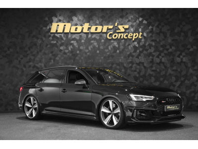 Audi RS4 AVANT 2.9 V6 QUATTRO