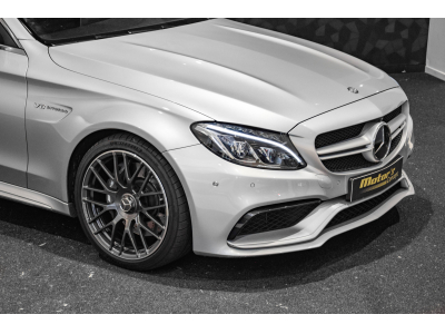 Mercedes-Benz C 63 AMG Coupé 4.0 V8 Bi-Turbo