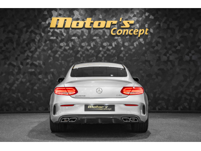 Mercedes-Benz C 63 AMG Coupé 4.0 V8 Bi-Turbo